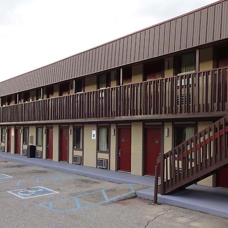 Red Roof Inn Indianapolis - Castleton Экстерьер фото