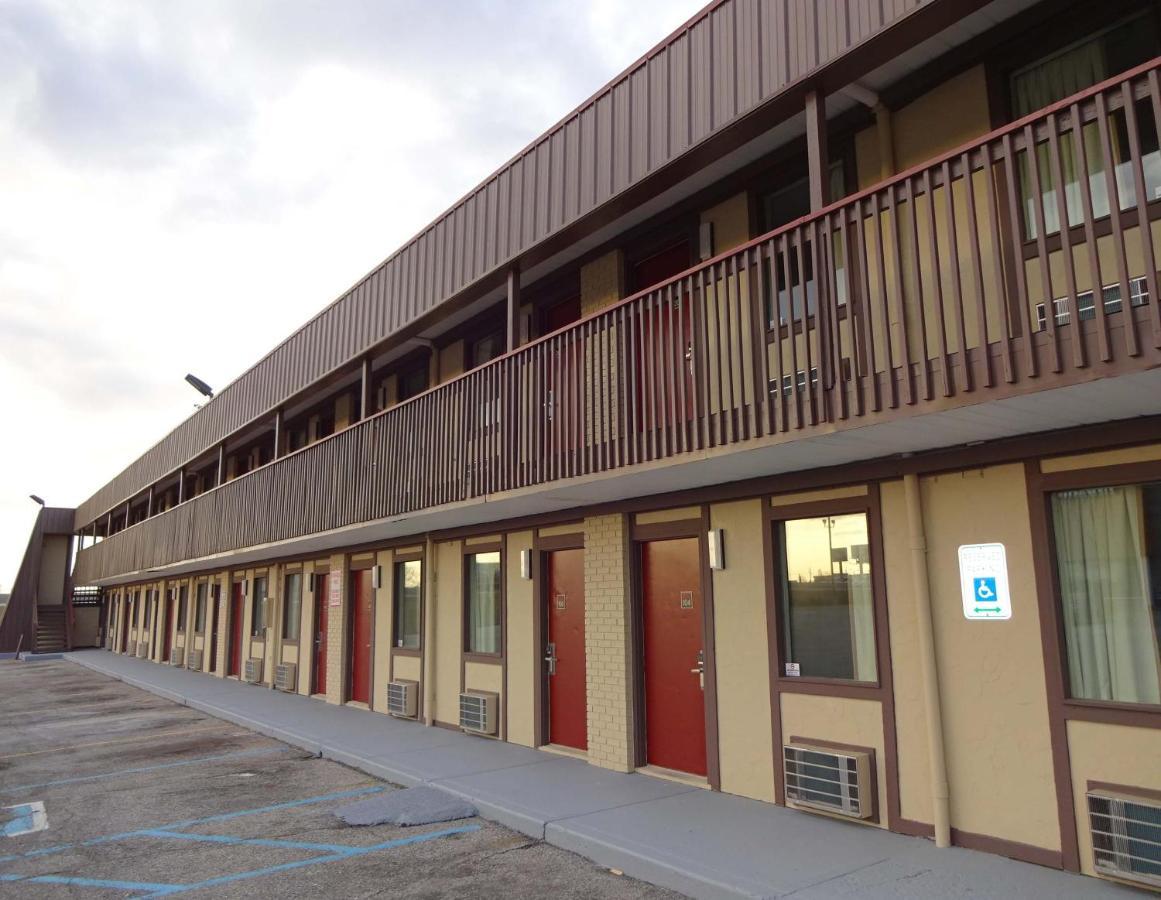 Red Roof Inn Indianapolis - Castleton Экстерьер фото